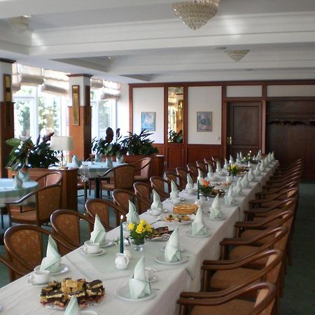 Komforthotel Kaiserhof Келбра Экстерьер фото
